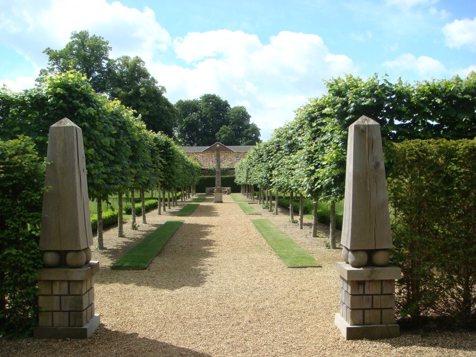 Pleached avenue