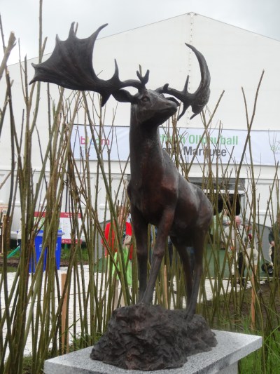 'Giant Irish Deer', bronze, Liz O'Kane