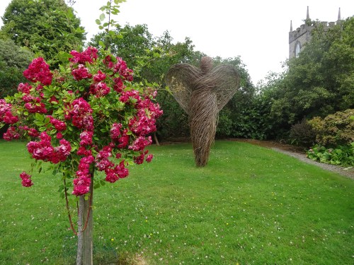 The gardens at Beaulieu House
