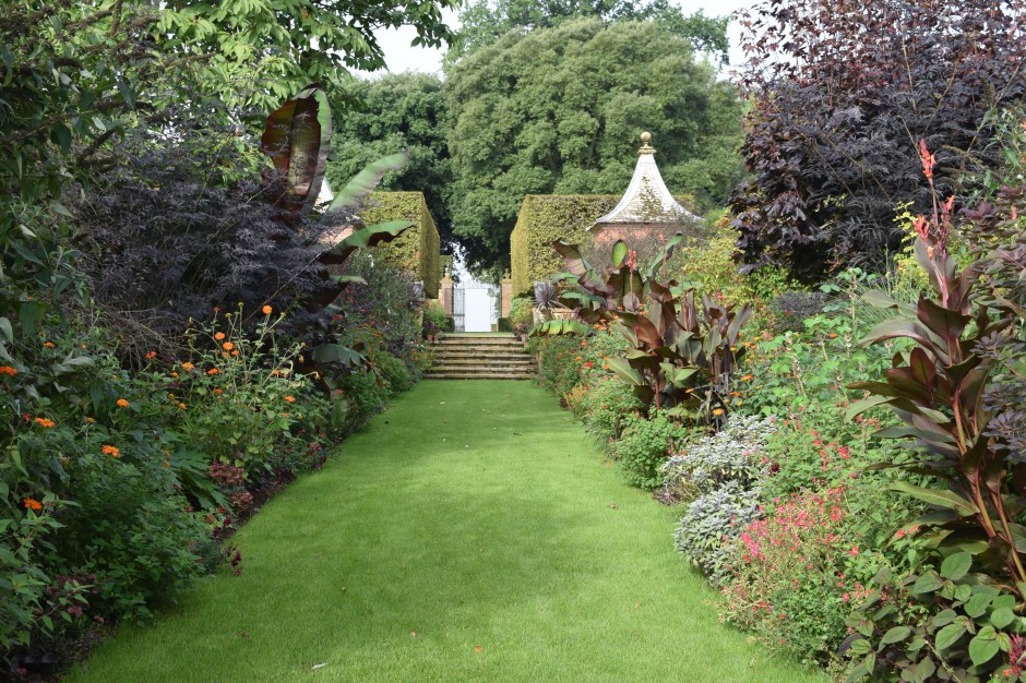 Red Border, Hidcote Manor
